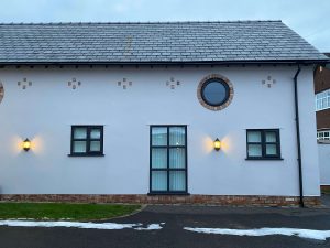 Suite 2, Oak tree barn, Hatton Lane, Hatton, WA4 4BX